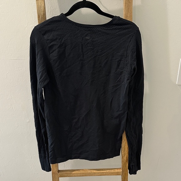 Athleta Black and Gray Striped Long Sleeve Tee - Picture 3 of 3